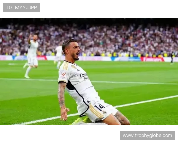 皇马中锋短缺问题趋于严峻,对阵容稳定性形成现实制约 皇马中锋短缺问题趋于严峻,对阵容稳定性形成现实制约