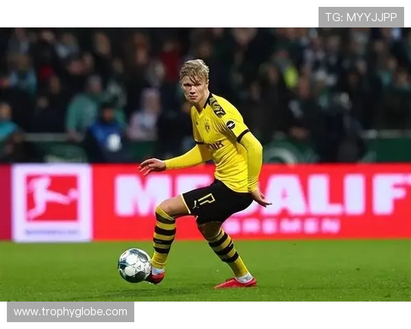 努涅斯如何在哈兰德主导的中锋格局中立足