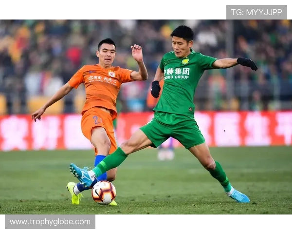 北京国安防线站位问题频繁暴露：对防守稳定性造成影响与走势变化