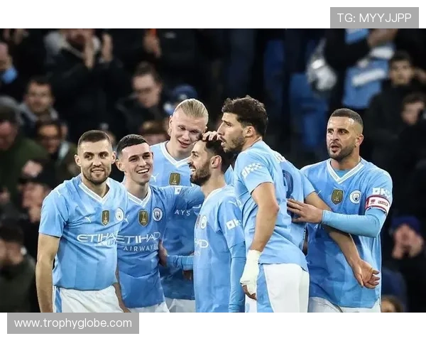 贝尔纳多随曼城夺得欧冠冠军，个人表现稳健