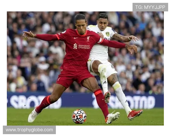 利物浦防线频繁被打身后问题,本质在于高位压迫结构失效,导致稳定性面临考验 利物浦防线频繁被打身后问题,本质在于高位压迫结构失效,导致稳定性面临考验