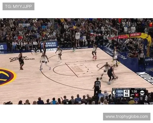 戈贝尔挡拆制造错位显著提升爵士内线防守效率